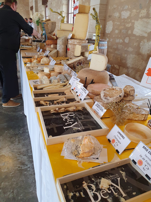 Cheese table Pontet Canet