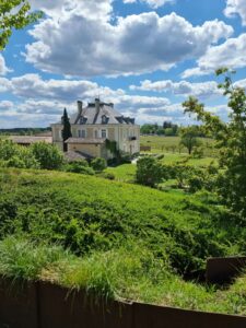 Château in the sunshine