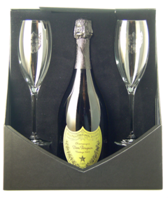 2002-DOM-PÉRIGNON-Gift-pack-with-two-flutes-Brut-Moët-Chandon