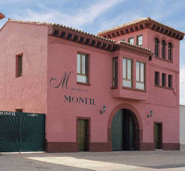 Bodegas-y-Viñedos-Monfil