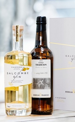 SALCOMBE GIN Finisterre Gift Set includes Bodegas Tradición Fino, Lea & Sandeman